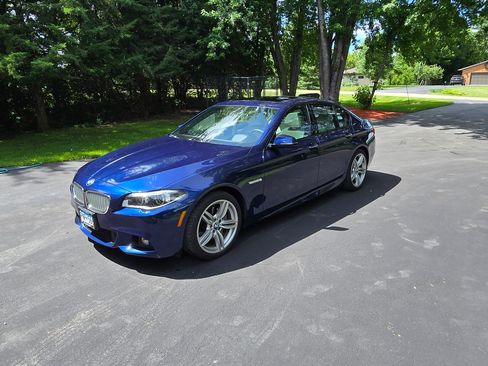 Used 2016 BMW 550i xDrive Sedan AWD/4WD image 1
