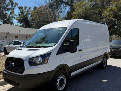 Used 2019 Ford Transit 250 148 Medium Roof image 4