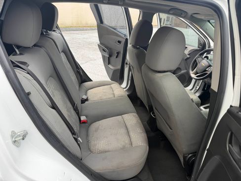 Used 2016 Chevrolet Sonic LS image 10