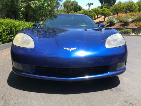 Used 2005 Chevrolet Corvette Coupe w/ Preferred Equipment Group image 10