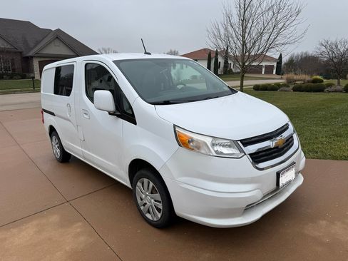 Used 2015 Chevrolet City Express LT w/ Technology Package image 2