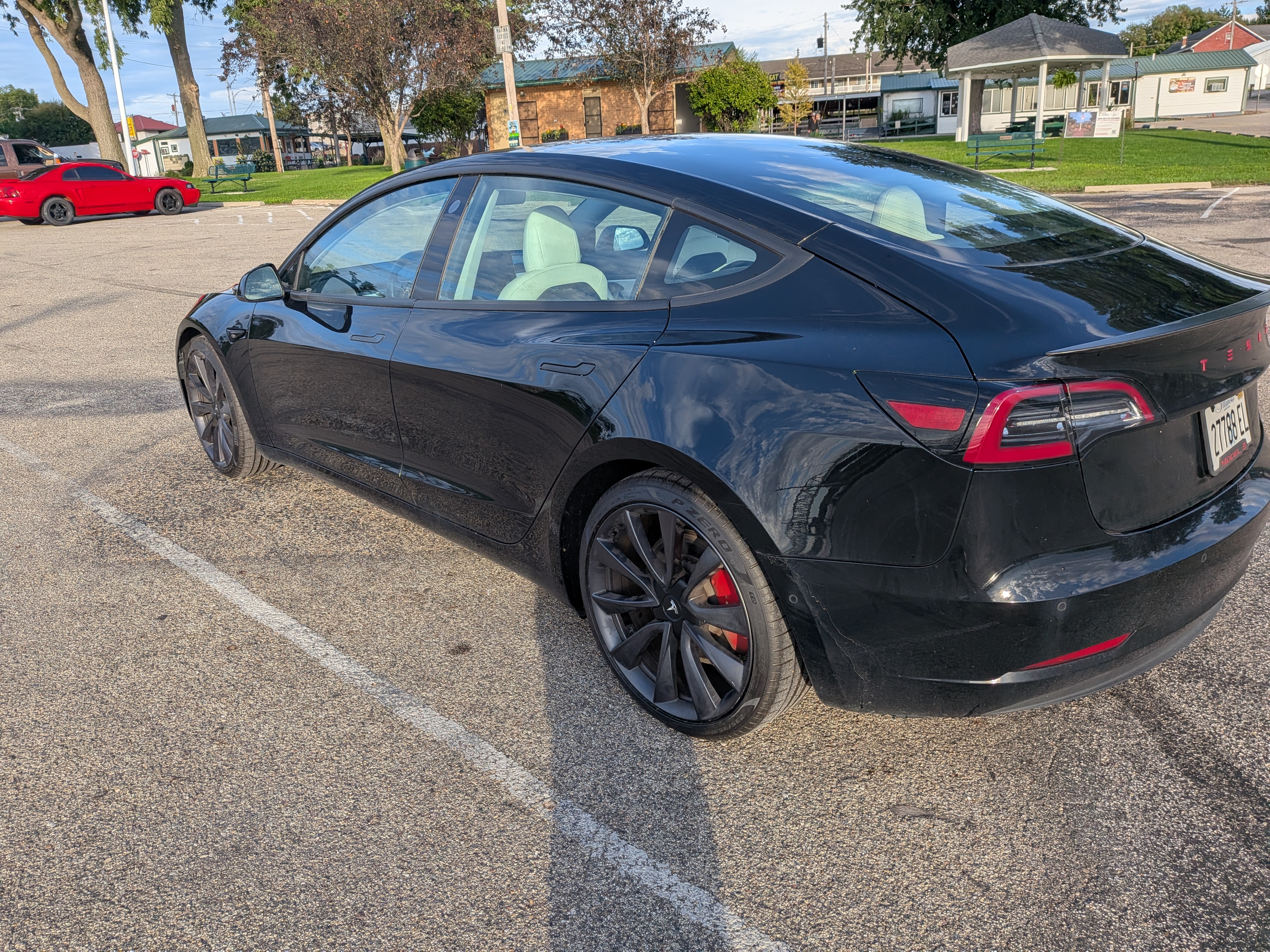 Used 2020 Tesla Model 3 Performance AWD/4WD image 1