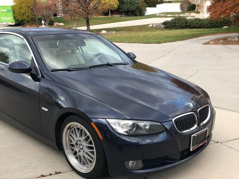 Used 2009 BMW 328i Convertible RWD image 6