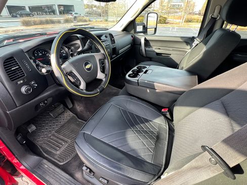 Used 2011 Chevrolet Silverado 1500 LT w/ All-Star Edition image 11