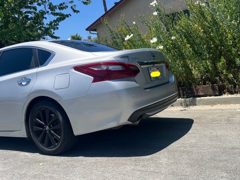 Used 2018 Nissan Altima 2.5 SL image 5