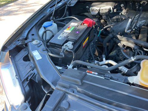 Used 2016 Ford F150 Lariat w/ Equipment Group 502A Luxury image 10