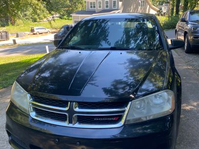 Used 2014 Dodge Avenger SE