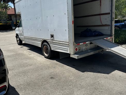 Used 2007 Ford E-450 and Econoline 450 RWD image 8