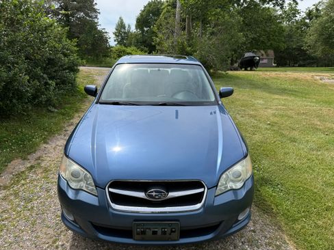 Used 2008 Subaru Legacy 2.5i Limited AWD/4WD image 1