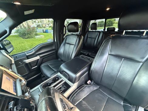 Used 2019 Ford F150 Lariat RWD image 16