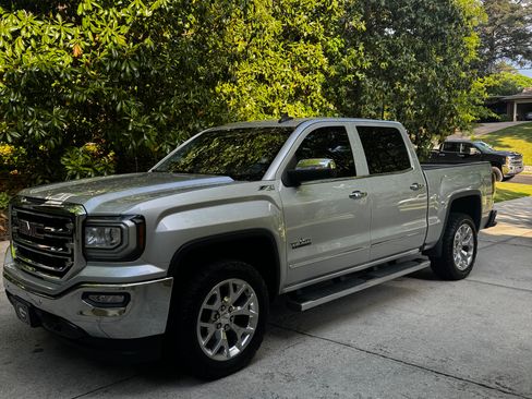 Used 2017 GMC Sierra 1500 SLT w/ Texas SLT Premium Package AWD/4WD image 1