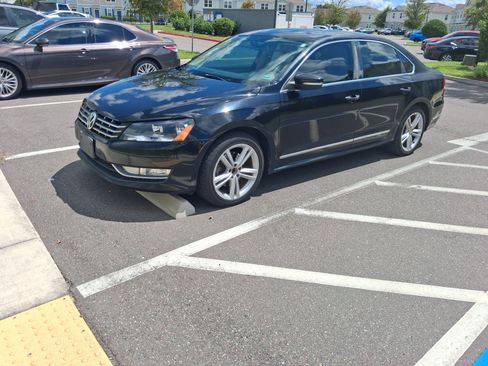 Used 2014 Volkswagen Passat TDI SE FWD image 5