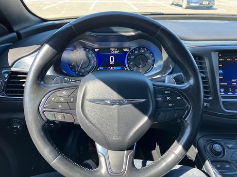 Used 2015 Chrysler 200 S w/ Navigation & Sound Group I image 6