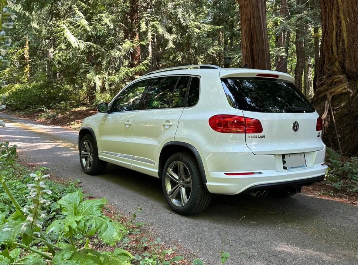 Used 2017 Volkswagen Tiguan Sport AWD/4WD image 5
