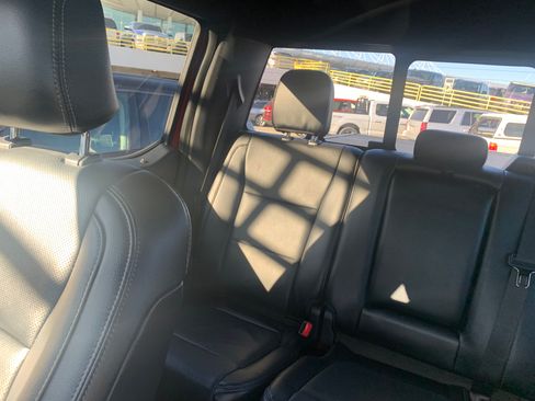 Used 2016 Ford F150 Lariat w/ Equipment Group 502A Luxury image 4