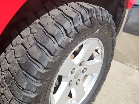 Used 2012 RAM 1500 Classic SLT image 9