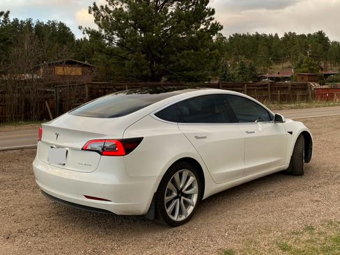 Used 2019 Tesla Model 3 Long Range AWD/4WD image 6