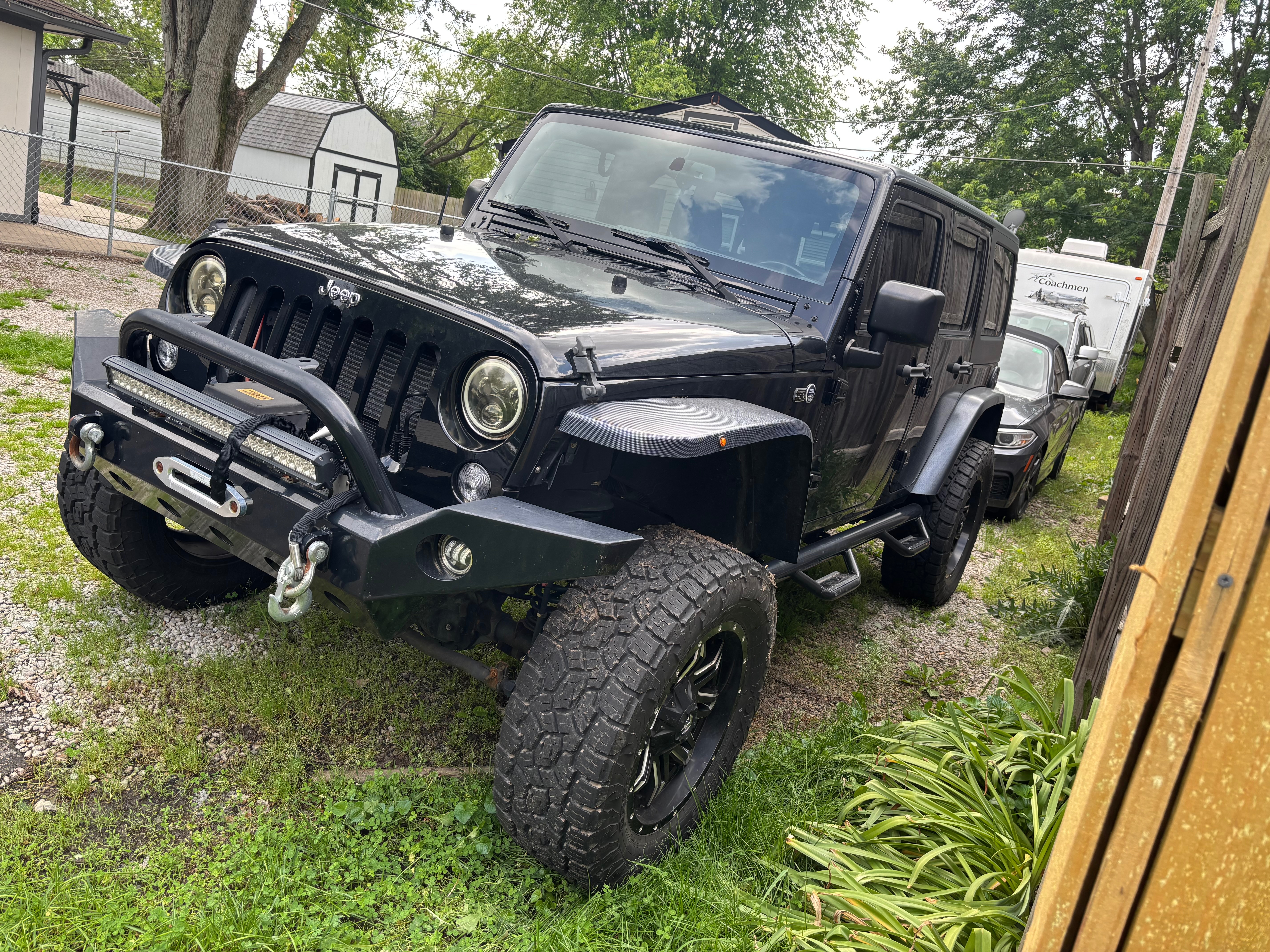 Used 2015 Jeep Wrangler Unlimited Sahara AWD/4WD image 2