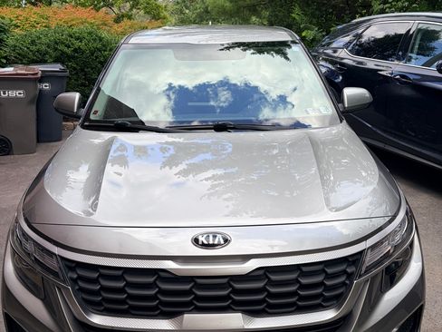 Used 2021 Kia Seltos LX AWD/4WD image 11