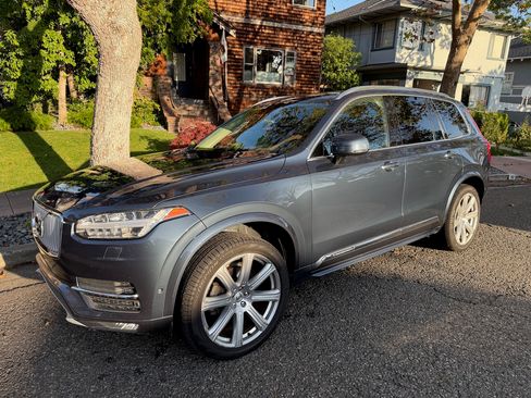 Used 2018 Volvo XC90 T6 Inscription w/ Convenience Package image 4