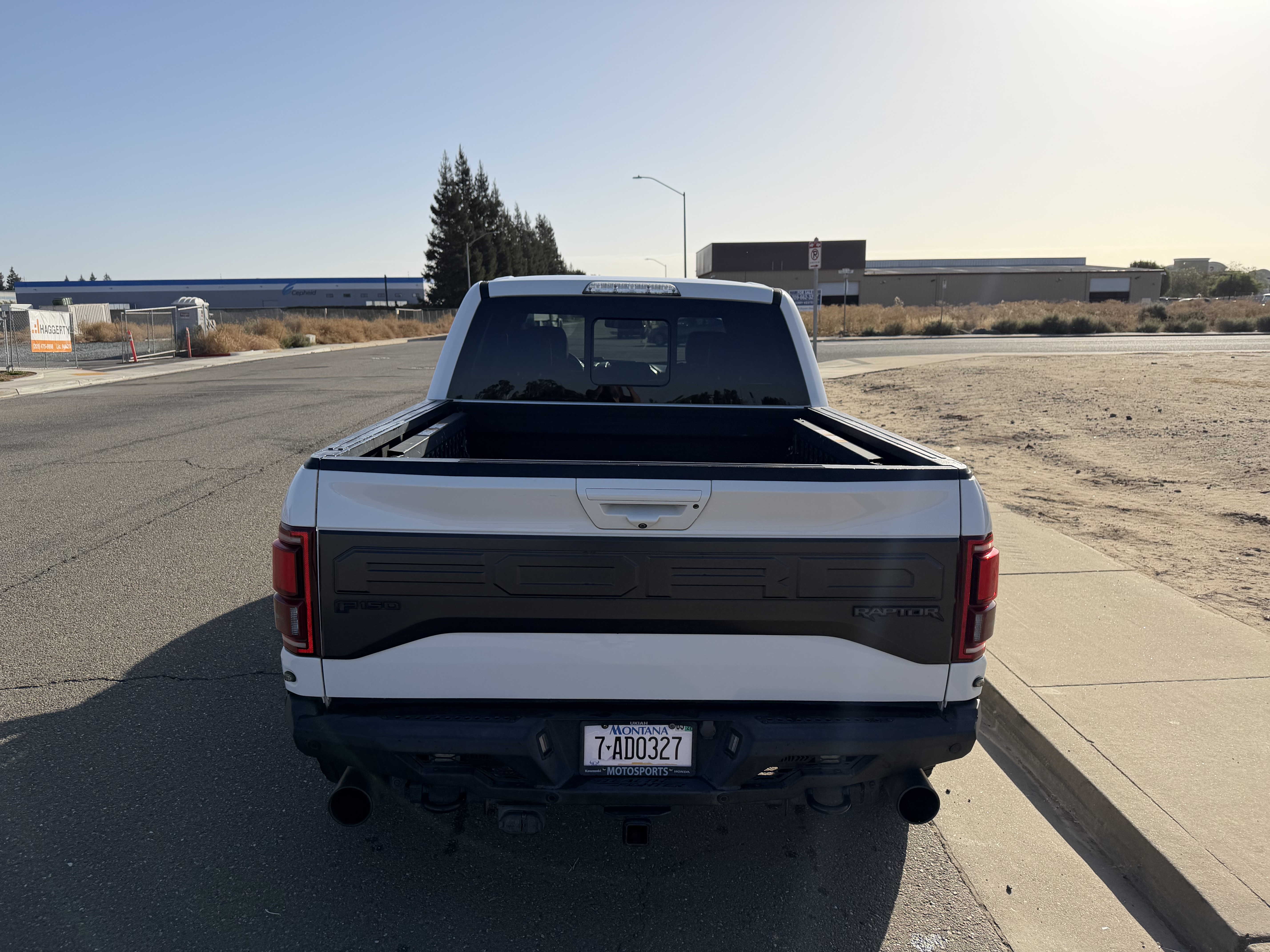 Used 2018 Ford F150 Raptor w/ Equipment Group 802A Luxury AWD/4WD image 8