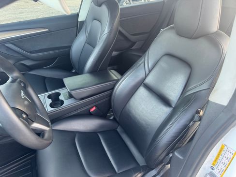 Used 2023 Tesla Model 3 Standard Range RWD image 13