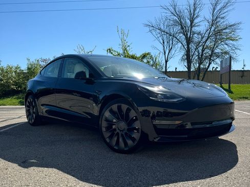 Used 2022 Tesla Model 3 Long Range image 11