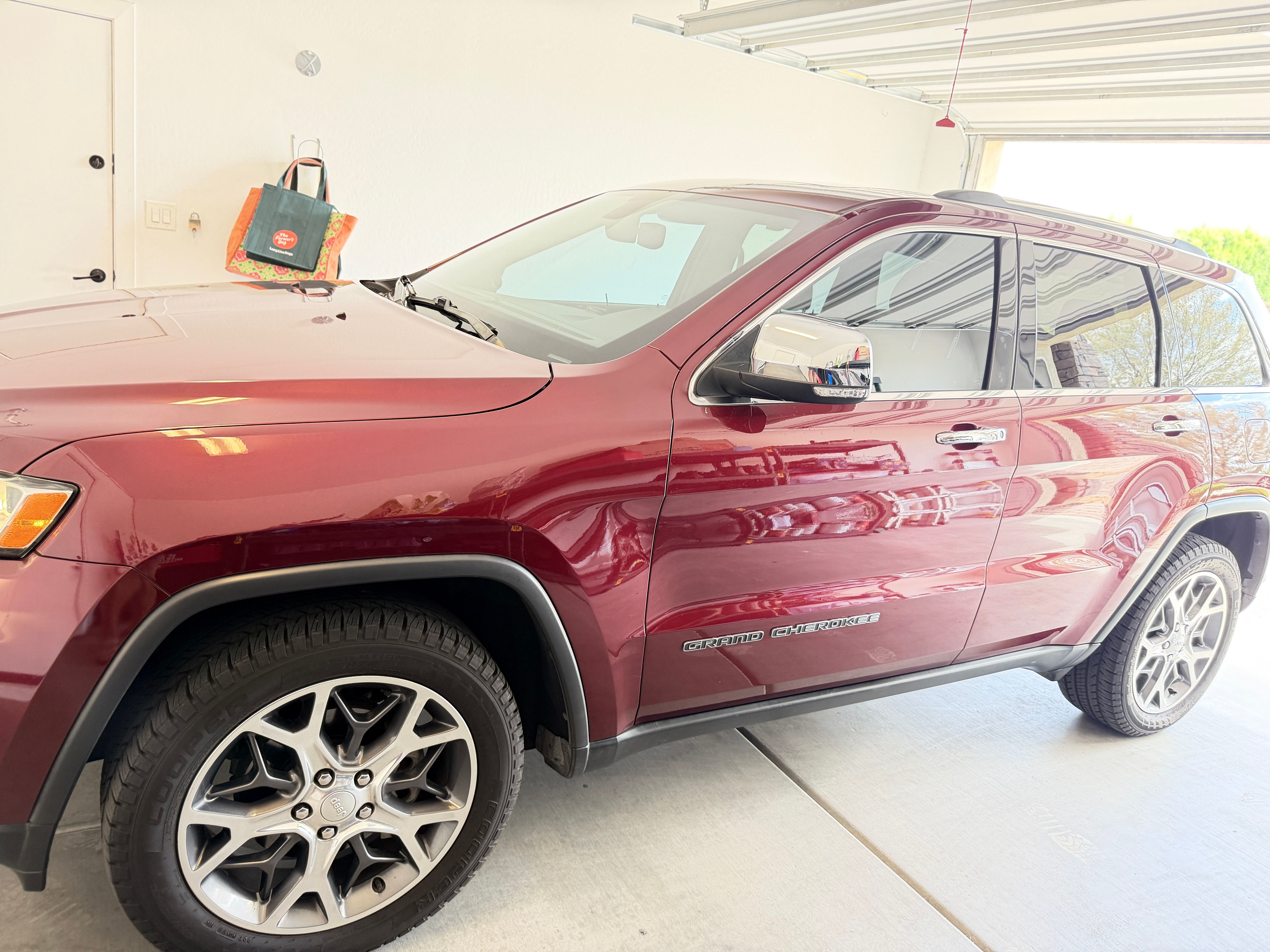 Used 2020 Jeep Grand Cherokee Limited w/ Luxury Group II RWD image 5