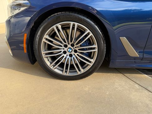 Used 2020 BMW M550i xDrive w/ Executive Package AWD/4WD image 16