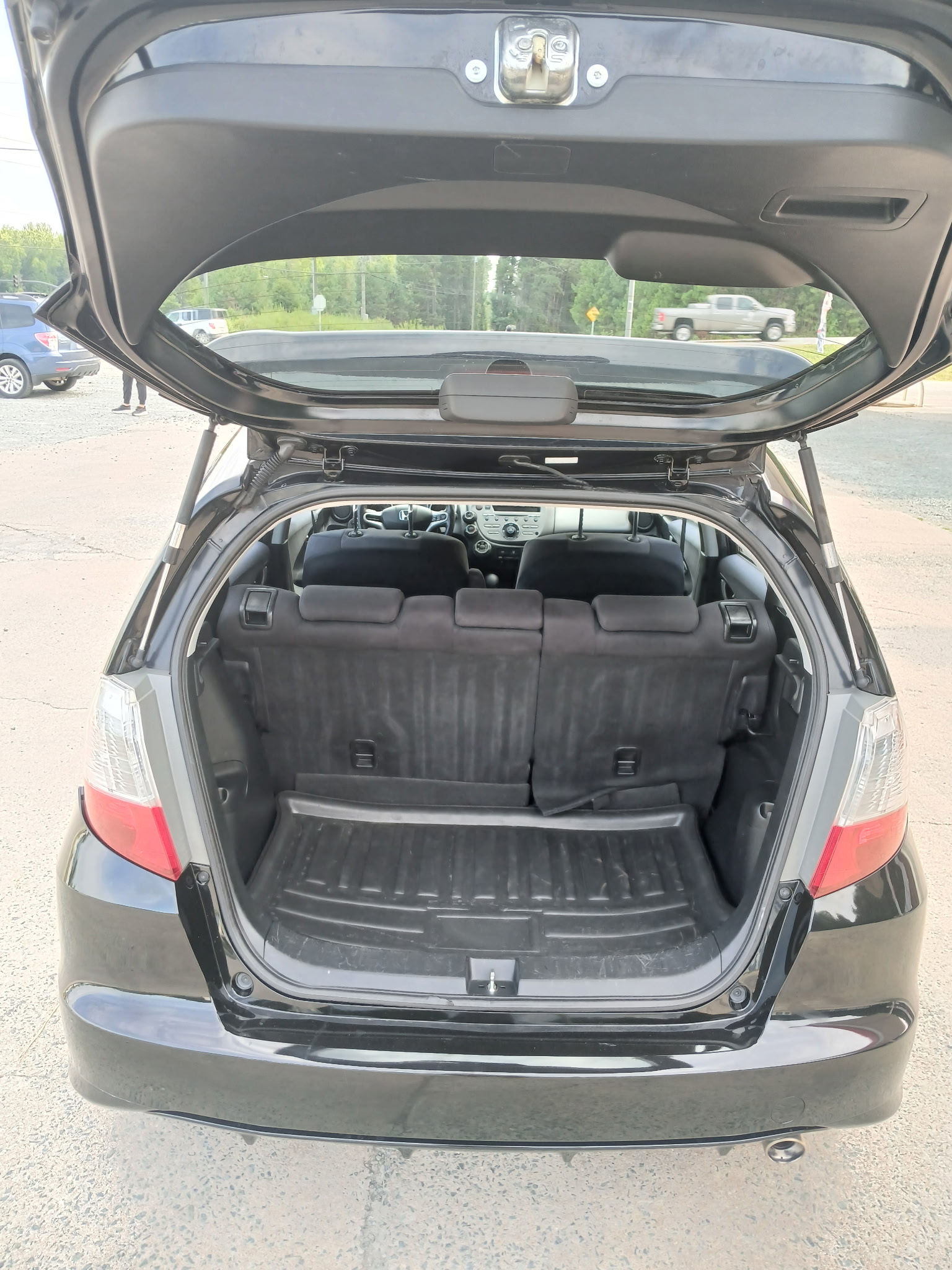 Used 2010 Honda Fit Sport image 9