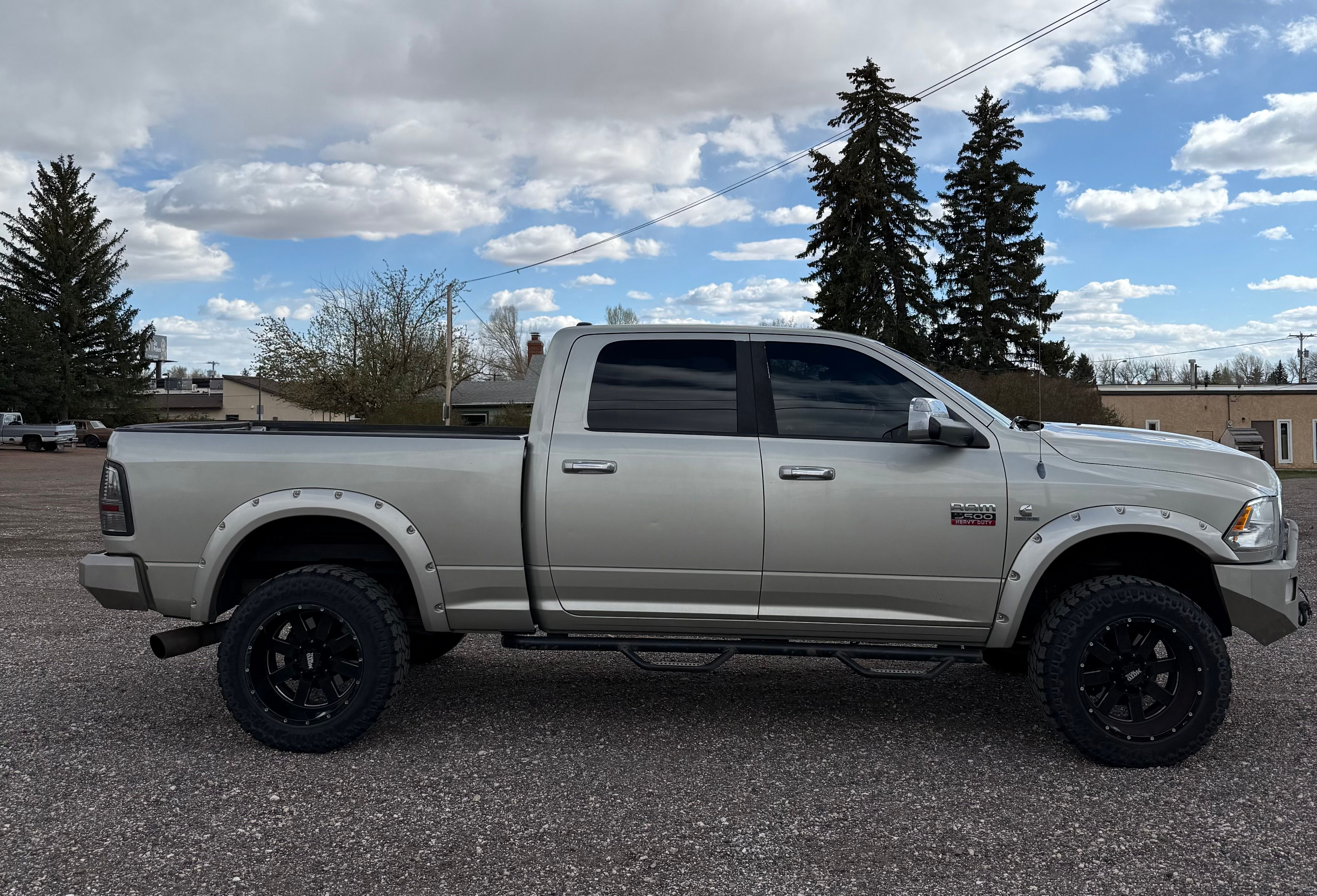 Used 2010 Dodge Ram 3500 Truck Laramie w/ HD Snow Plow Prep Group AWD/4WD image 9