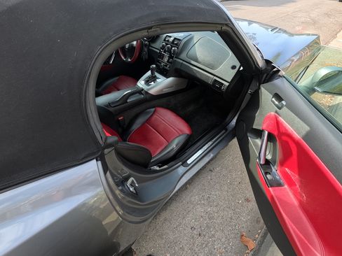 Used 2007 Saturn Sky w/ Premium Trim Pkg RWD image 16