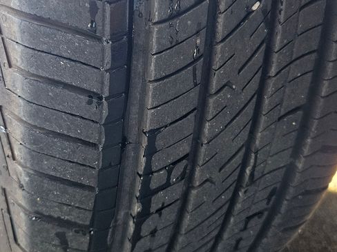 Used 1996 Chrysler Town & Country LX image 19