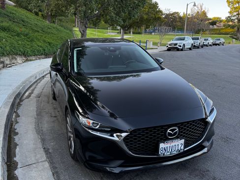 Used 2020 MAZDA MAZDA3 Select Sedan 4D image 2