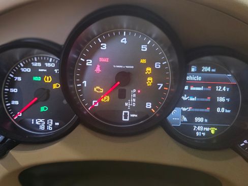 Used 2014 Porsche Cayenne S AWD/4WD image 16