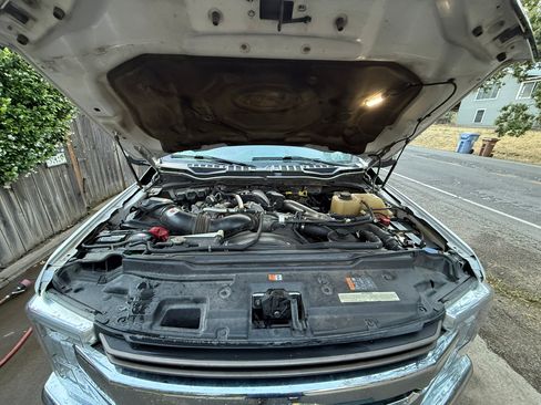 Used 2019 Ford F350 King Ranch AWD/4WD image 6