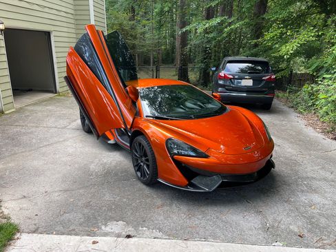 Used 2017 McLaren 570S Coupe image 14
