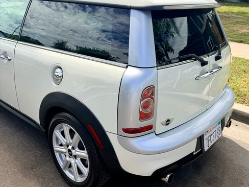 Used 2014 MINI Cooper Clubman S FWD image 15