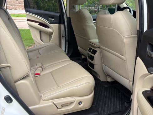 Used 2016 Acura MDX SH-AWD w/ Technology Package image 16