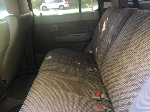 Used 1995 Toyota 4Runner SR5 AWD/4WD image 10