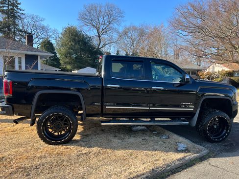 Used 2018 GMC Sierra 1500 Denali image 12