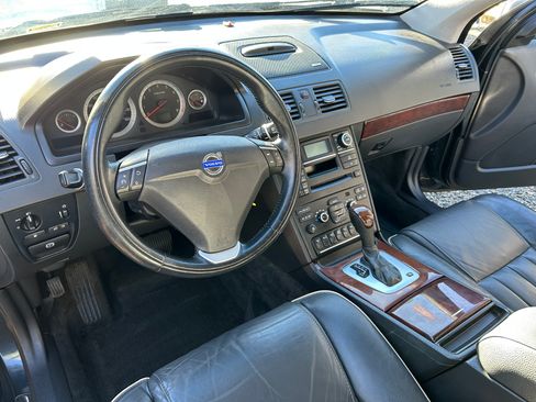 Used 2014 Volvo XC90 3.2 w/ Climate Package image 31