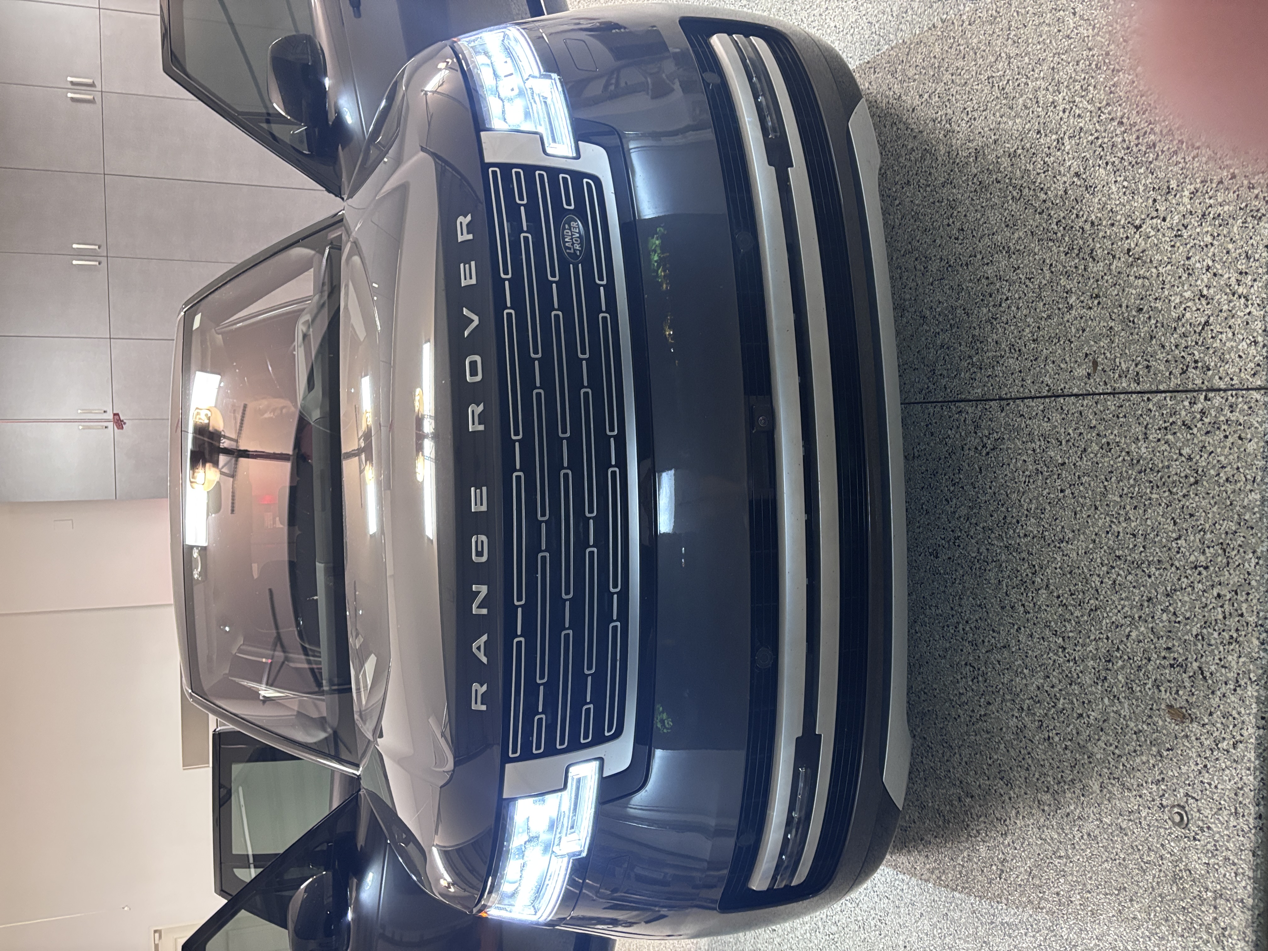 Used 2023 Land Rover Range Rover First Edition AWD/4WD image 14