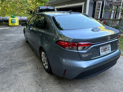 Used 2023 Toyota Corolla LE image 4