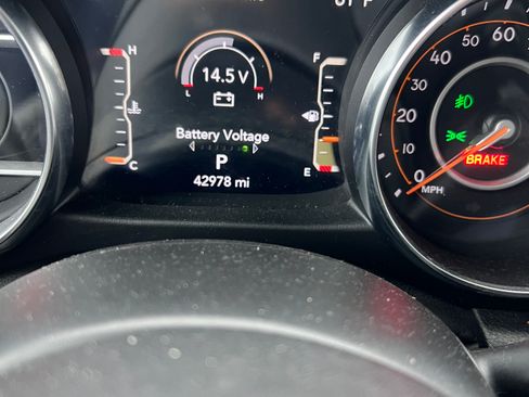 Used 2020 Jeep Wrangler Unlimited Sport AWD/4WD image 26