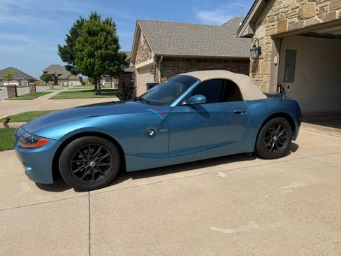 Used 2003 BMW Z4 2.5i RWD image 13