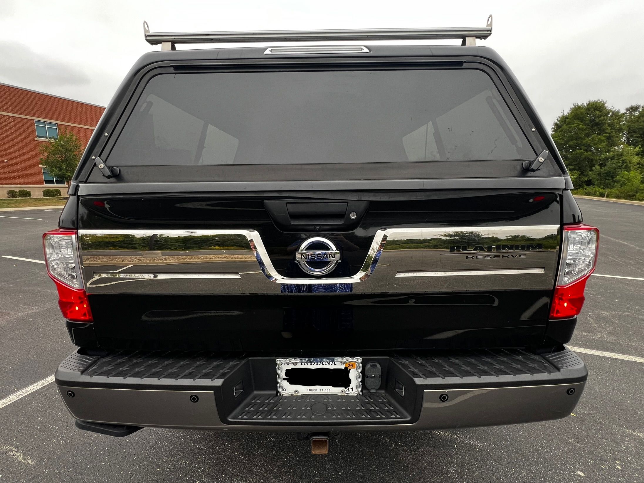 Used 2018 Nissan Titan Platinum Reserve AWD/4WD image 15