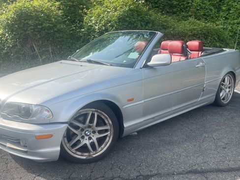 Used 2002 BMW 330Ci Convertible image 1