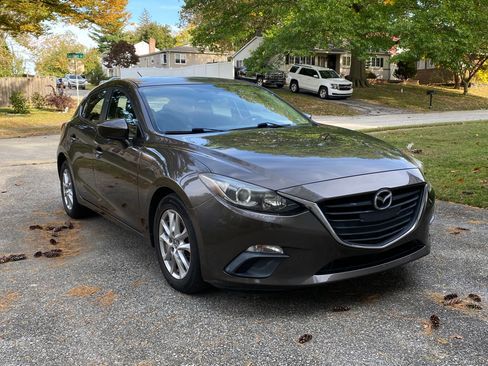 Used 2014 MAZDA MAZDA3 i Touring image 1