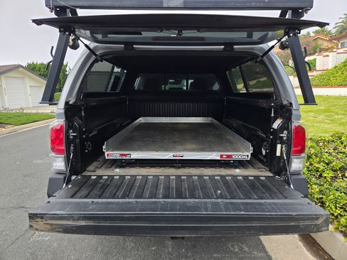 Used 2020 Toyota Tacoma TRD Off-Road w/ TRD Premium Off Road Package image 14